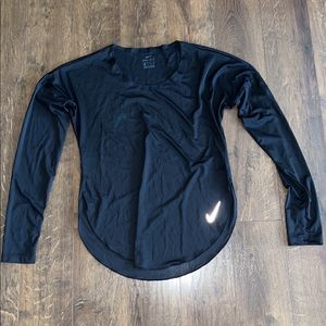 Black Nike running long sleeve shirt